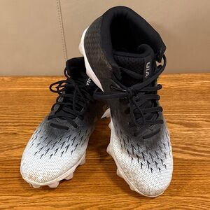 Under Armour Spotlight Franchise 4.0 RM Football Cleats - 8.5